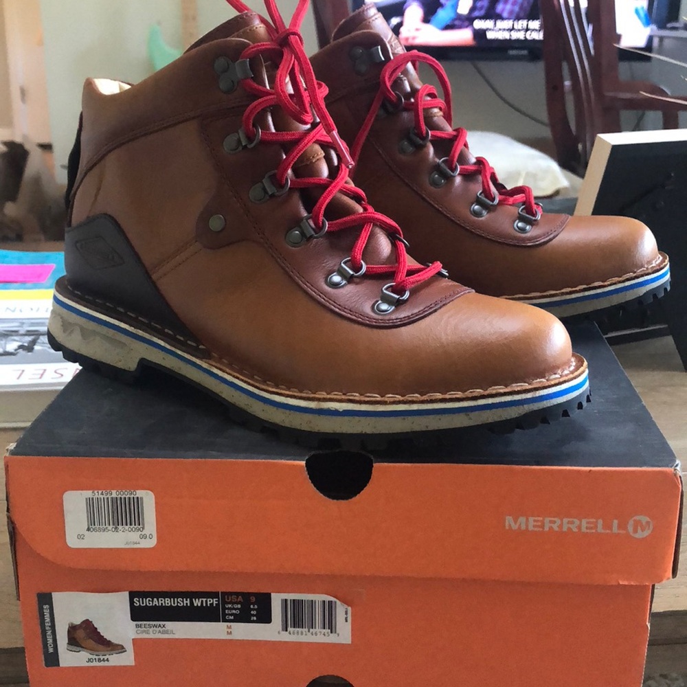Merrell Sugarbush waterproof NWT hiking boots